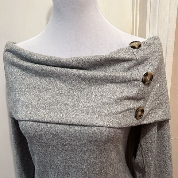 Derek Heart Gray Cold Shoulder 3 Button Sweater Dress in Women’s 2X - Picture 2 of 6